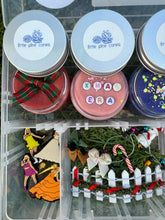 Load image into Gallery viewer, Dough Sensory Box - XMAS ERA
