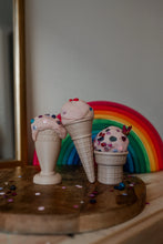 Load image into Gallery viewer, Ice Cream Cone - Flat Bottom
