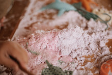 Load image into Gallery viewer, Sea Star - Fizzy Moon Sand
