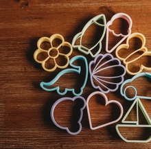 Load image into Gallery viewer, Assorted Eco Cutter Set
