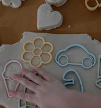 Load image into Gallery viewer, Assorted Eco Cutter Set
